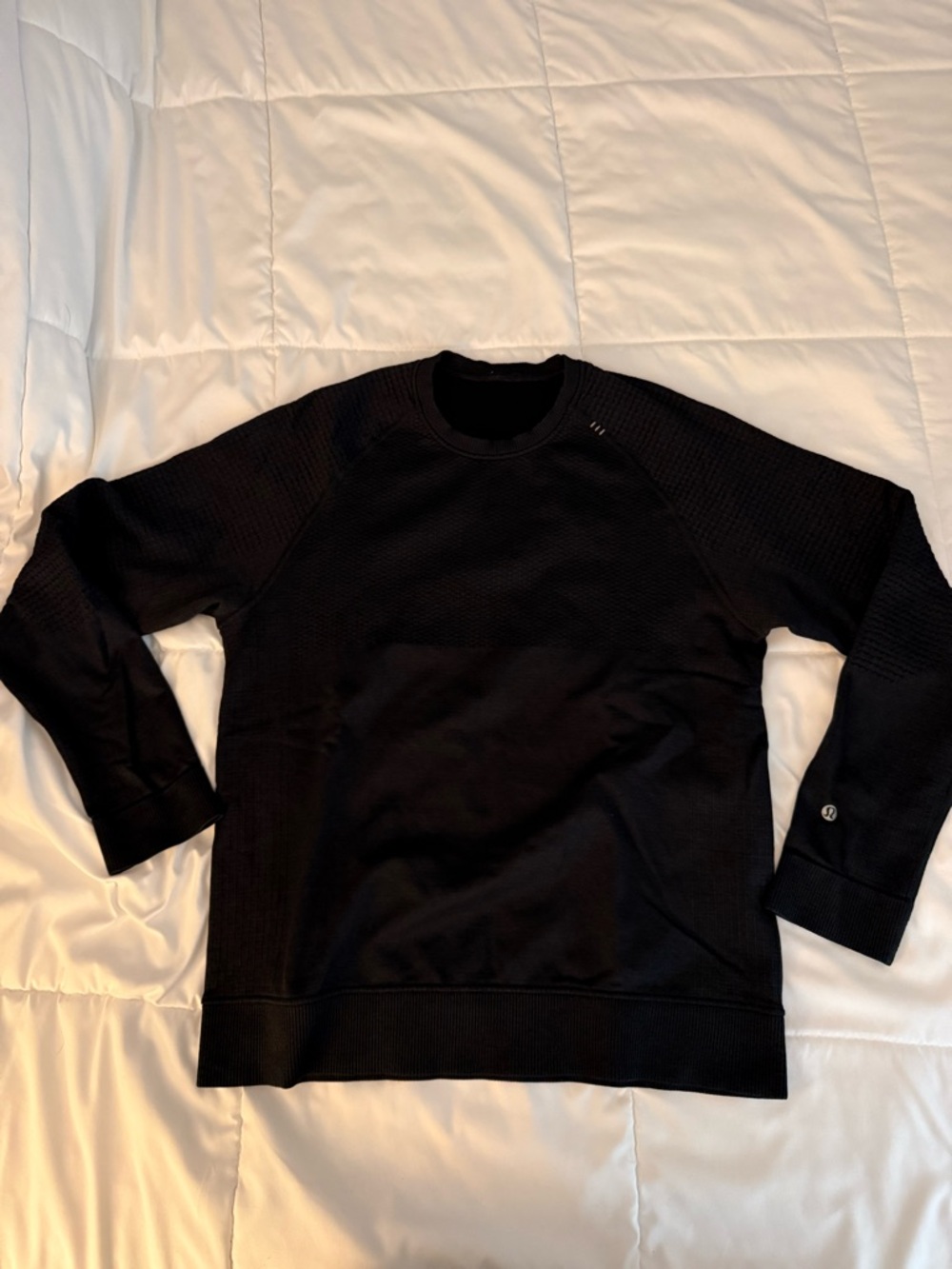 Men's Lululemon Engineered Warmth Crewneck, Size Small (Black)
